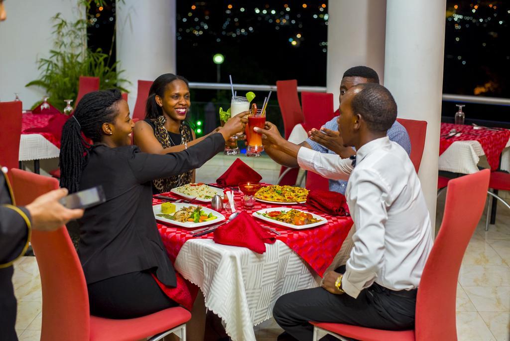 The Manor Hotel Kigali Exterior photo