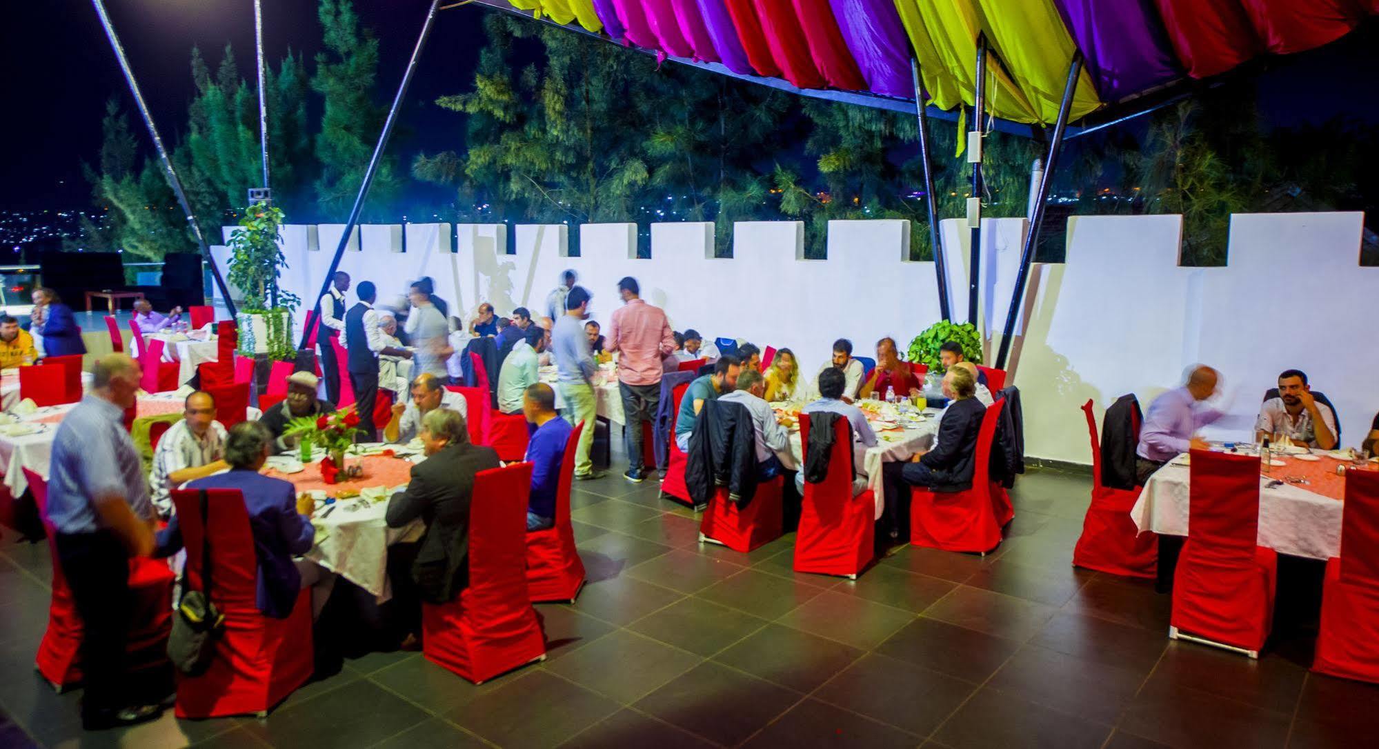 The Manor Hotel Kigali Exterior photo