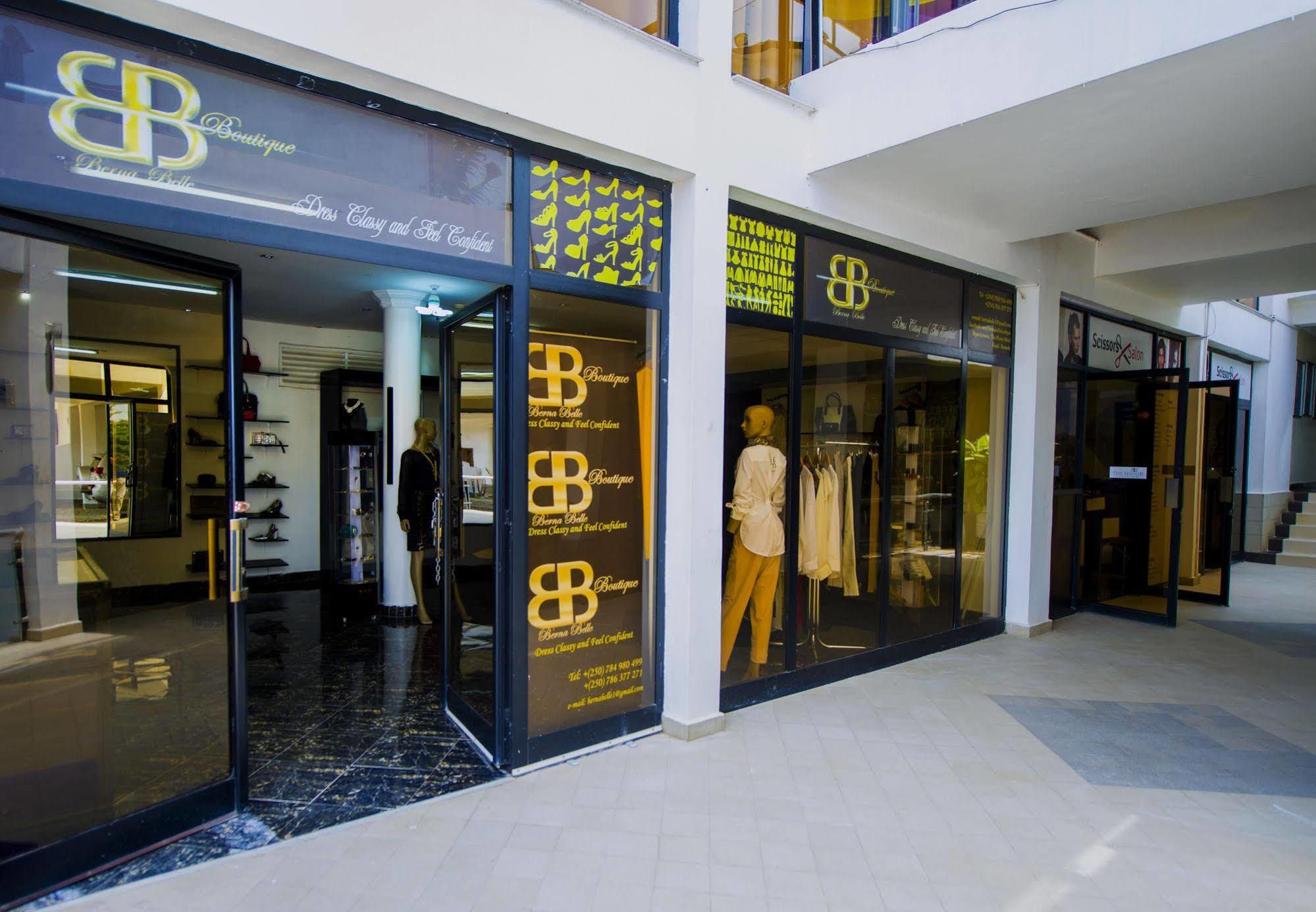 The Manor Hotel Kigali Exterior photo
