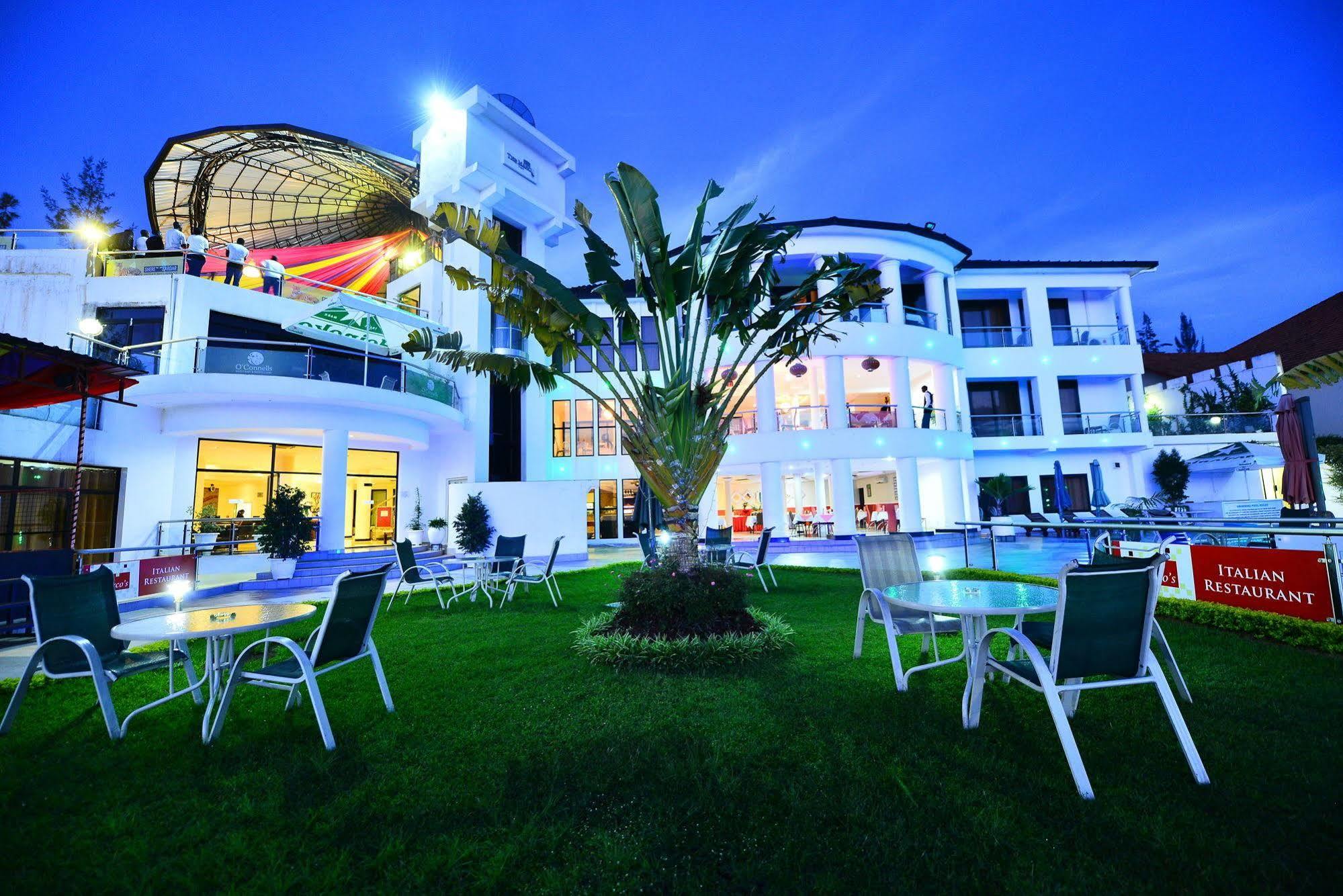 The Manor Hotel Kigali Exterior photo